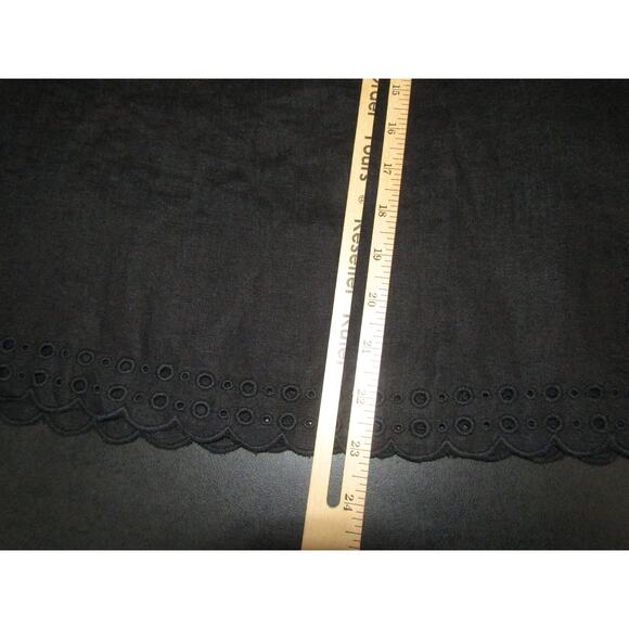 J. Crew Black Bungalow Linen Top Embroidered Women's Medium Eyelet Floral Boho - Picture 5 of 9